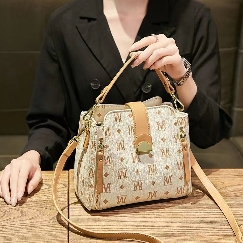 BJ61826 - BEIGE MOTIF M - TAS HANDBAG SLEMPANG IMUT LUCU WANITA FASHION KOREA CHINA IMPORT MODIS ELEGAN TERMURAH TERLARIS TERBARU BAGSTORE JAKARTA TAS BATAM ZC1826