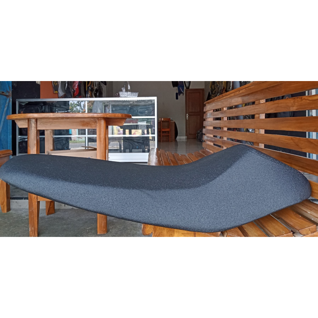 jok motor beat karbu-Jok beat karbu kulit amplas model roadrace-Jok motor beat carbu model roadrace-