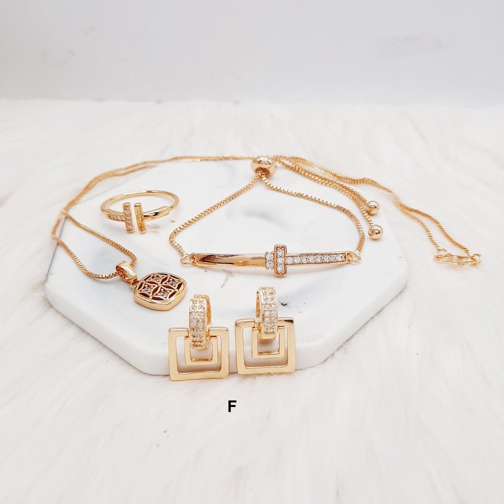 Xuping Set Wanita Perhiasan Kalung Anting Gelang Lapis Emas - BS026