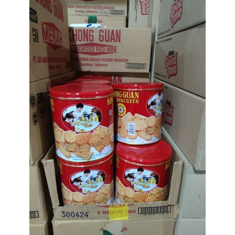 

KHONG GUAN BISCUIT ASSORTED KALENG MURAH READY