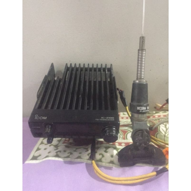 Pesawat RIG merk ICOM 2100+Antena 1/4