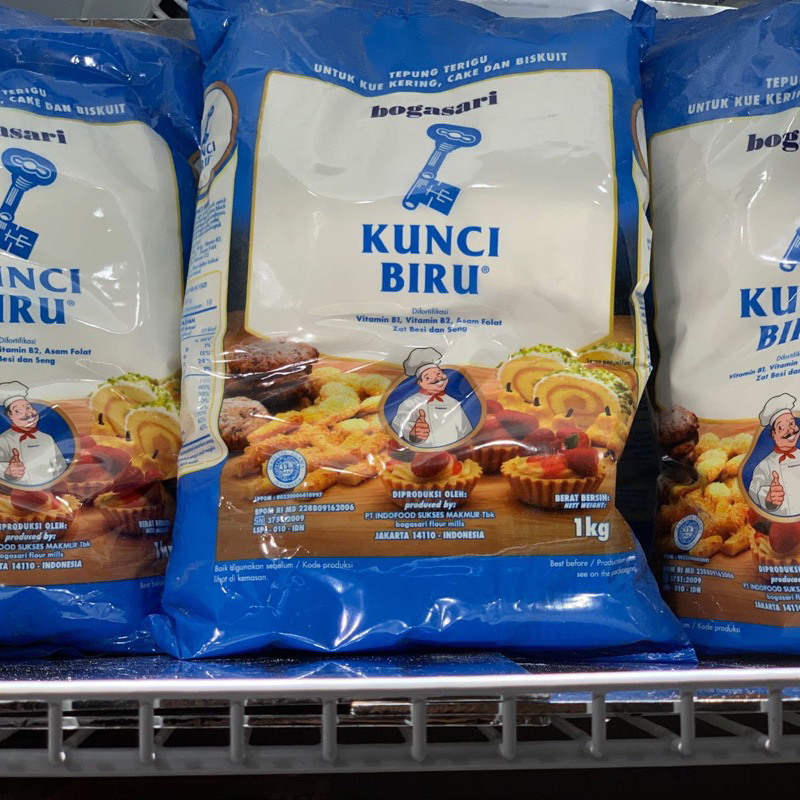

Terigu Kunci Biru 1 Kg