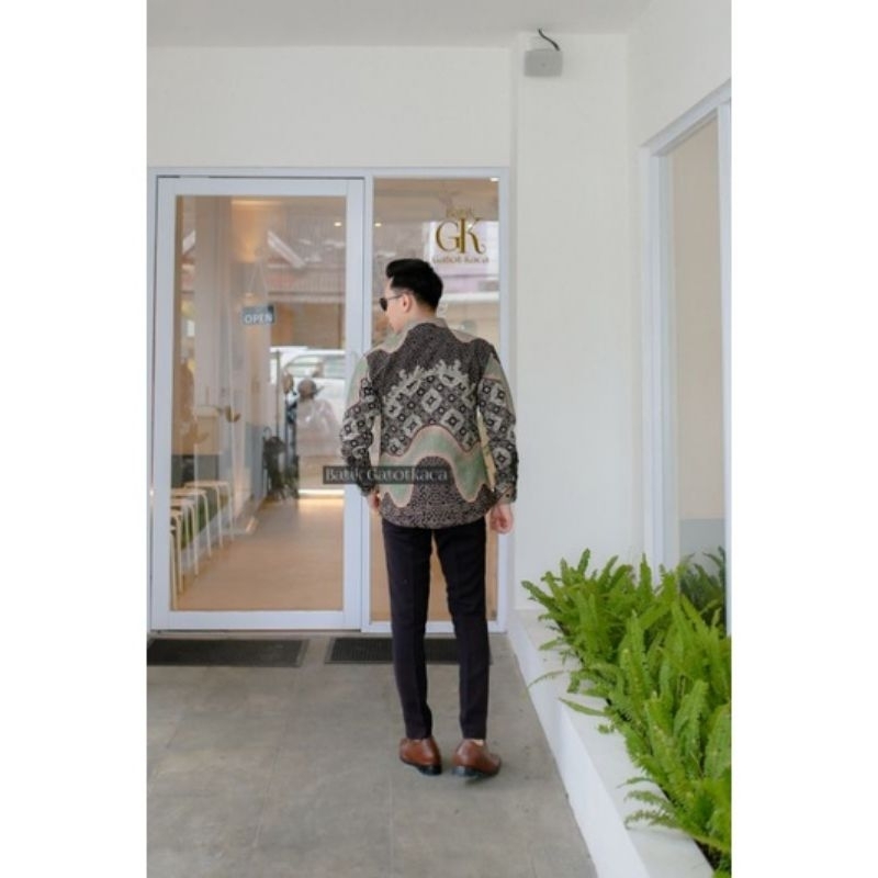 KEMEJA BATIK MODERN SLIMFIT PANJANG BAHUN KATUN HALUS FULL FURING HALUS