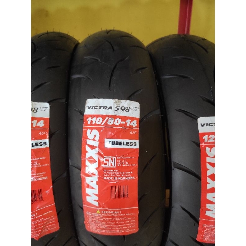 Ban tubeless matic Maxxis Victra 110/80 ring 14