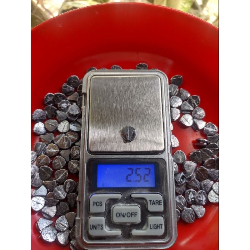 Timah pemberat body soft frog bentuk segitiga,berat 2,5 gram