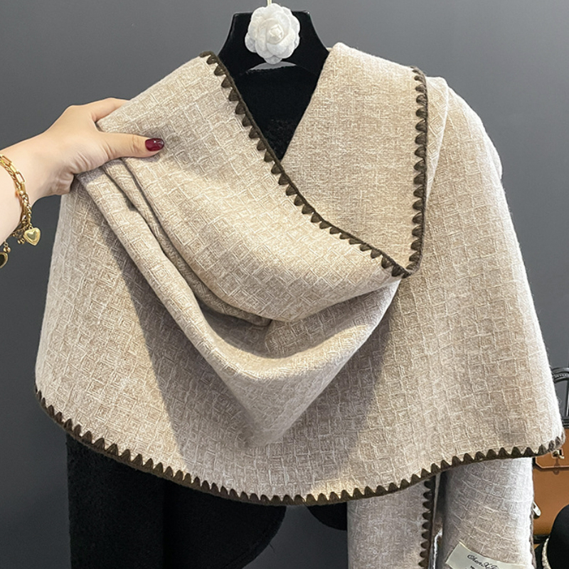 Syal &quot;Nagita&quot; 60 x 190 Anggun motif yang mewah Bahan High Grade Cashmere Immitation