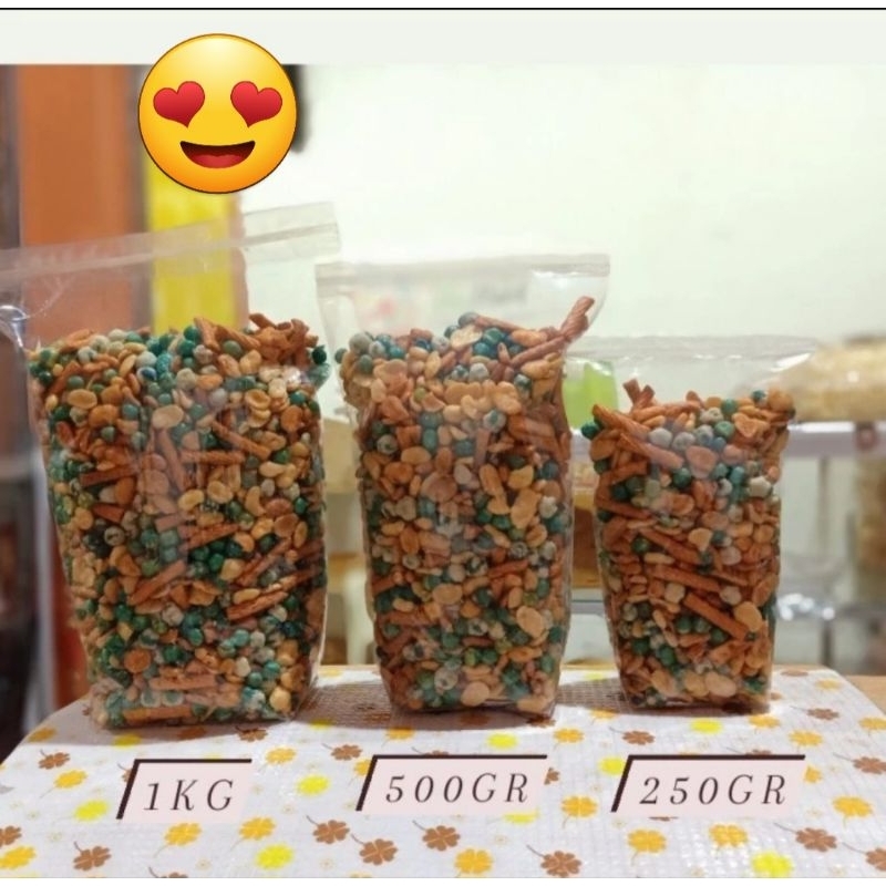 

Kacang campur mix nut 250 gram, Snack Koro Polong Pangpang, super lezat a