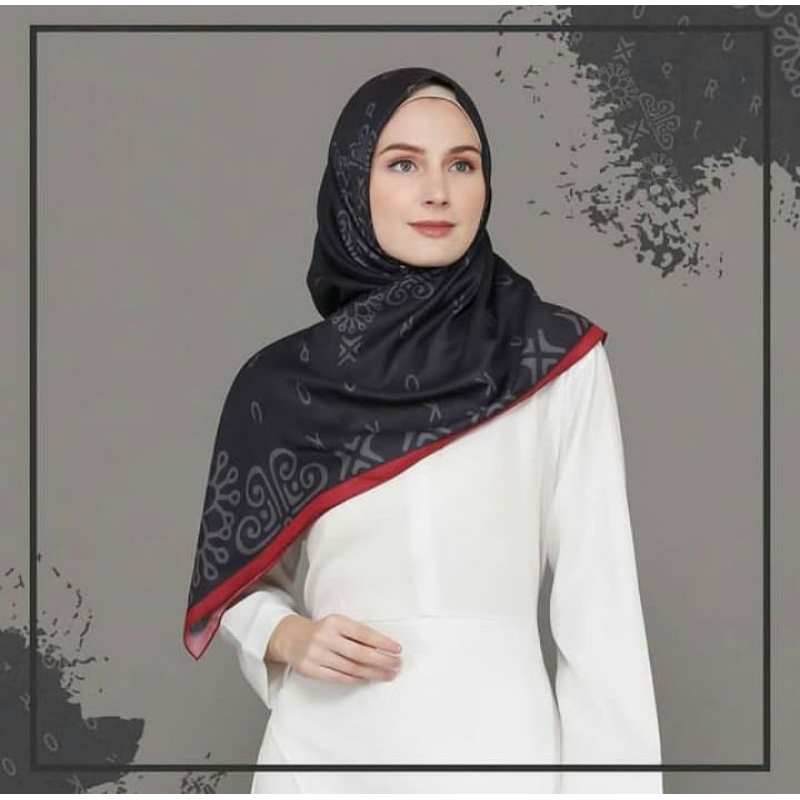 HIJAB MUSLIMAH / CORNIAA HITAM / JILBAB JUMBO / ZOYA HIJAB SEGI EMPAT / JILBAB MOTIF PREMIUM / KERUD
