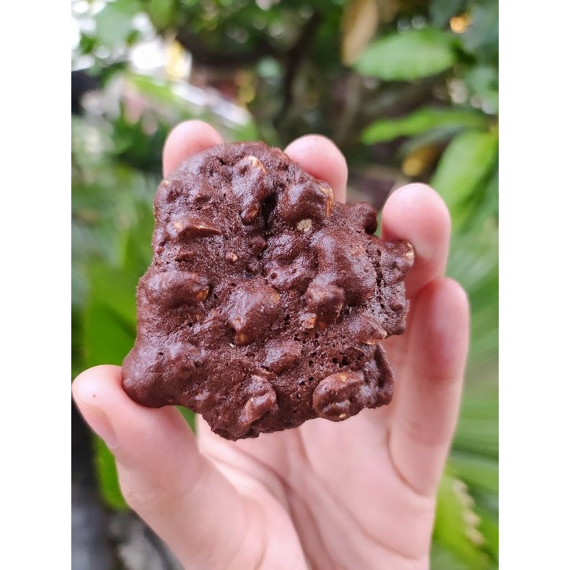 

kue coklat kacang negro