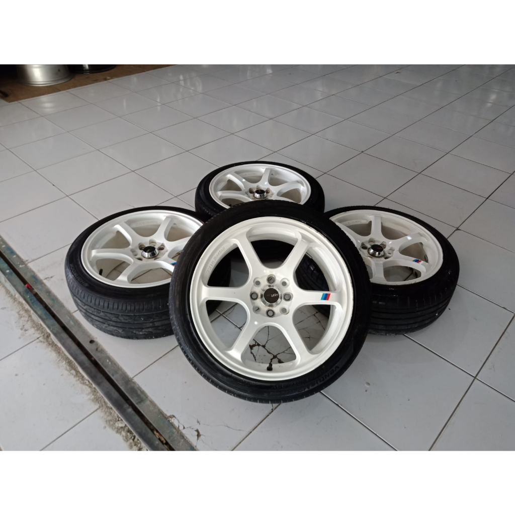 Pelek Mobil Seken SSR Tipe-c Ring 17 Pcd 4x100/114 Ban 205 45 R17 Putih Jazz Rs Yaris Mobilio Avanza