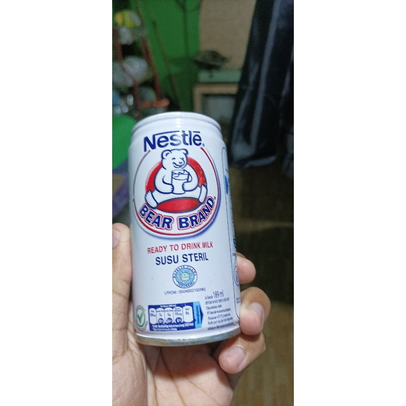 kaleng bekas susu bear brand