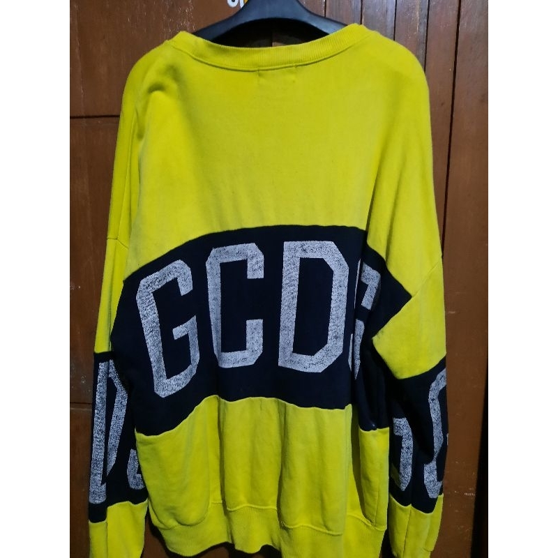 crewneck GCDS