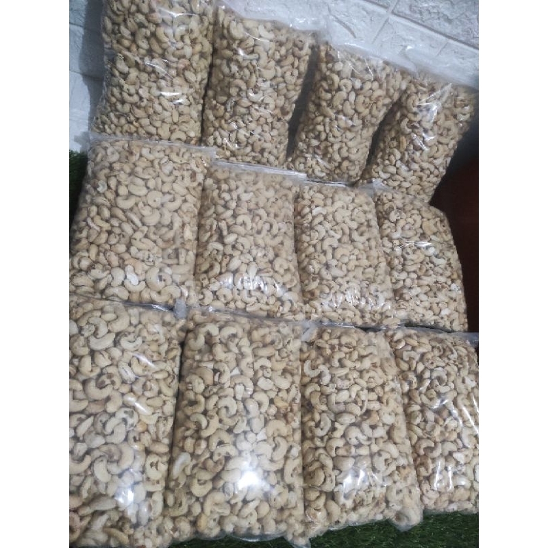 

mente sulawesi super, kacang mede