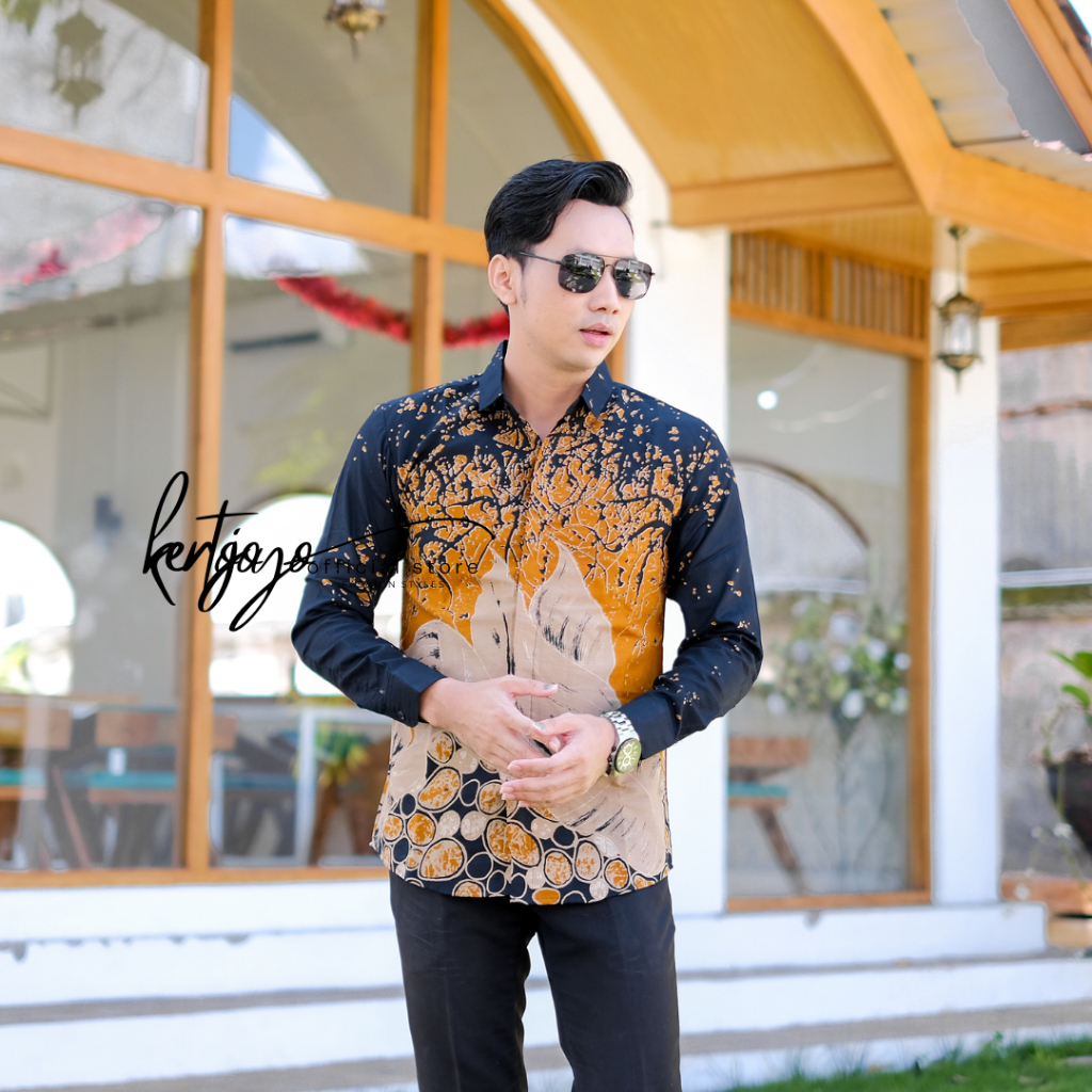 Batik pria modern slimfit Baju Batik Pria Lengan Panjang slimfit baju batik pria MODERN Slimfit premium baju seragam BATIK KERTOJOYO KJ042 kemeja batik pria lengan panjang full furing baju batik alisan Kemeja batik slimfit batik premium laskala PRABUSENO