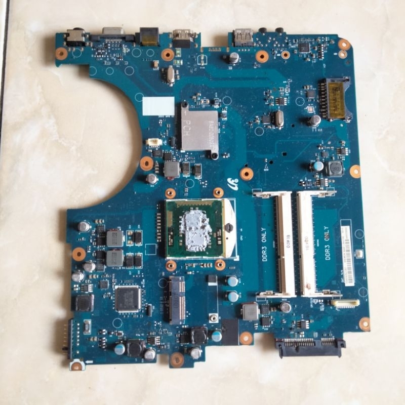 motherboard mainboard mobo mesin mati Laptop Samsung R530