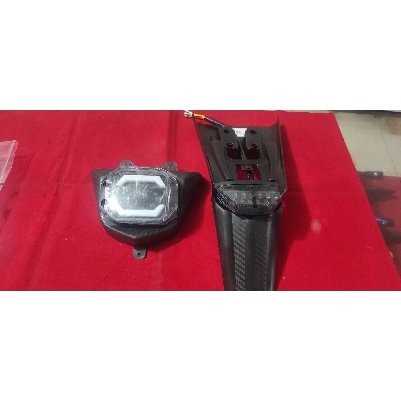 Undertail WR-155 + Refrektor Day Maker WR-155