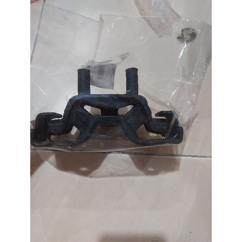 engine mounting belakang avanza lama original perpc