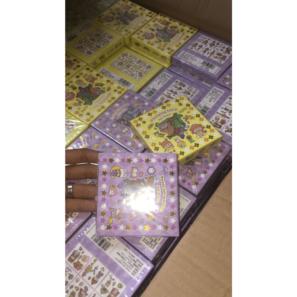 (JY )  1 BOX ISI 100PCS  STIKER 2D STICKER BOTOL MINUM 2D PLASTIK ANTI AIR / BUKU DIARY STIKER MOTIF / STICKER ANTI AIR