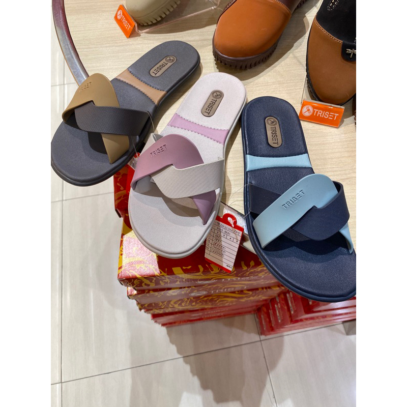 sandal karet merk triset