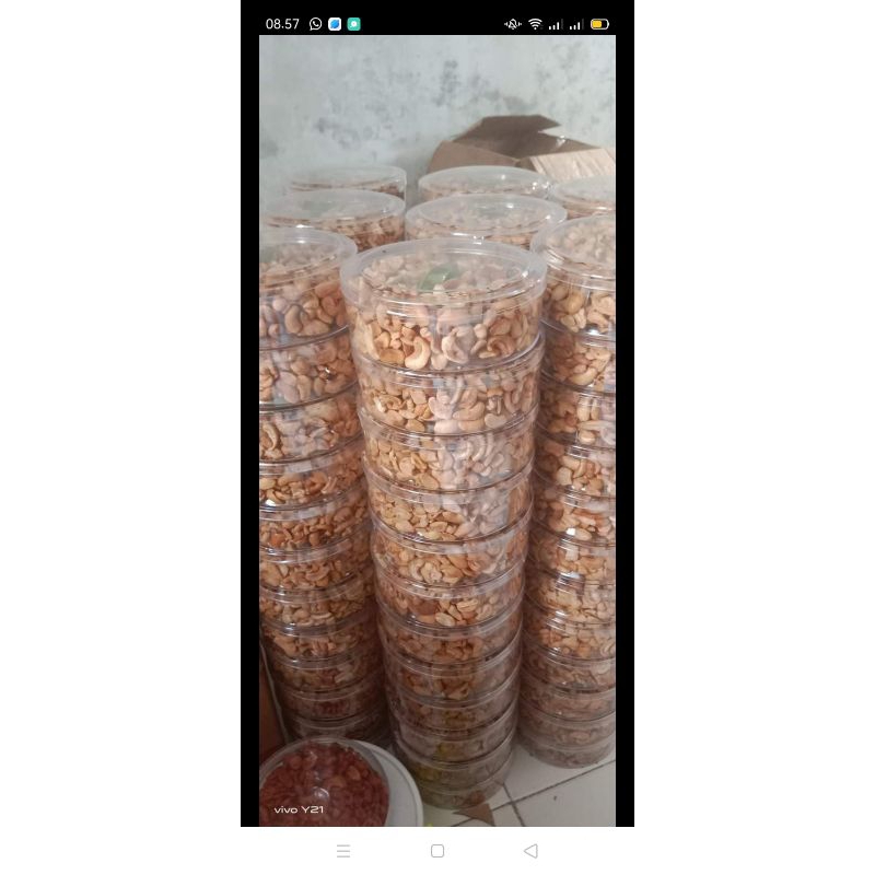 

Kacang mete patahan matang