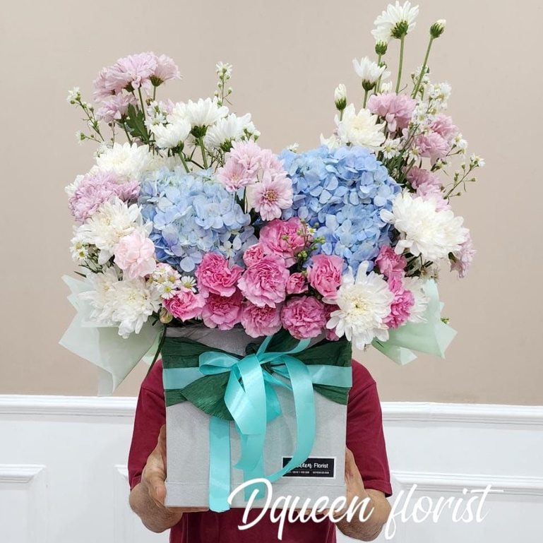 DQueen Florist Bunga Box Fresh Gift ulang Tahun Birthday Graduation Flower Box Custom Bunga Buket Bucket Bulat Kotak Hantaran Ulang Tahun