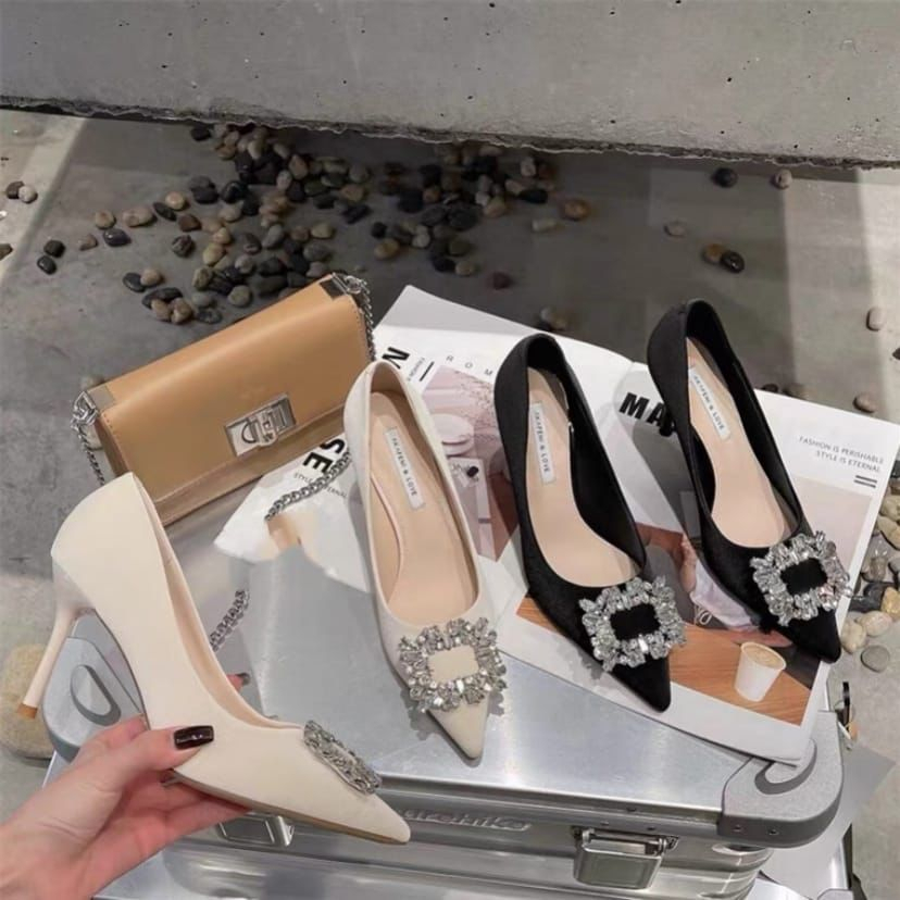 LN 04 HELLS WANITA MUTIARA