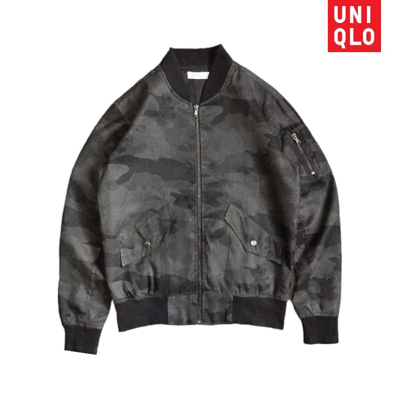 Uniqlo Bomber Jacket Camo