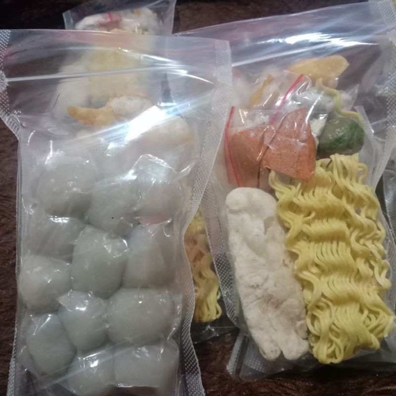 

paket komplit baso Aci +mie vacum