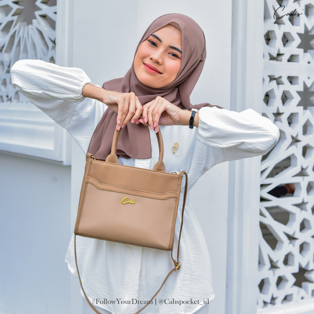 CABS – SLING BAG WANITA TIPE EVELYN