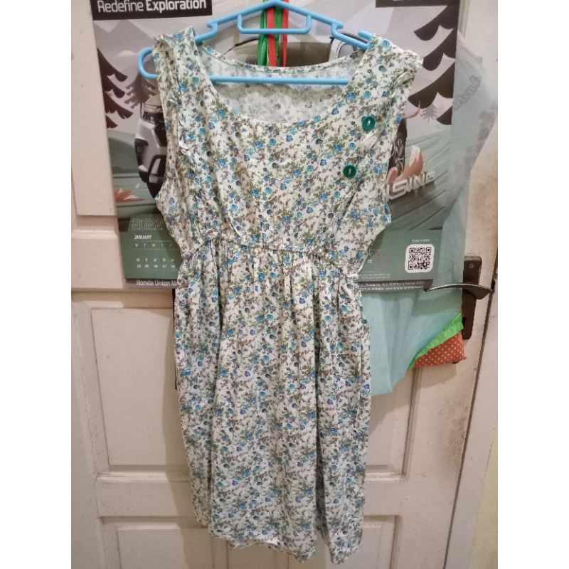 Baju Dress motif Bunga