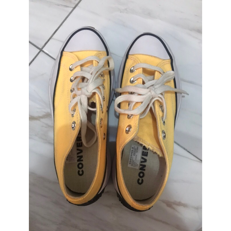 Preloved Converse Run Star Hike