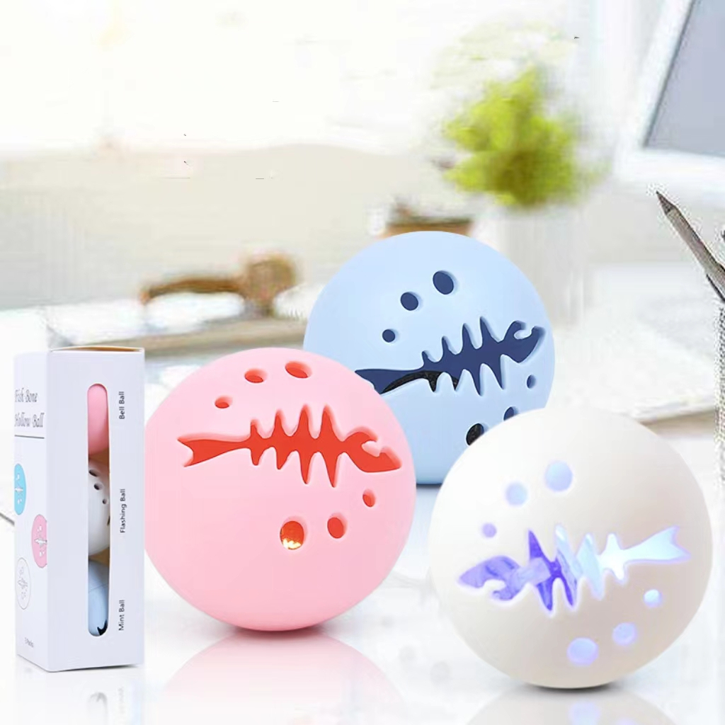 Mainan Kucing Fishbone Ball 3in1 Set Kombinasi Hewan Peliharaan(LED+lonceng+catnip)Pet Cat Toy