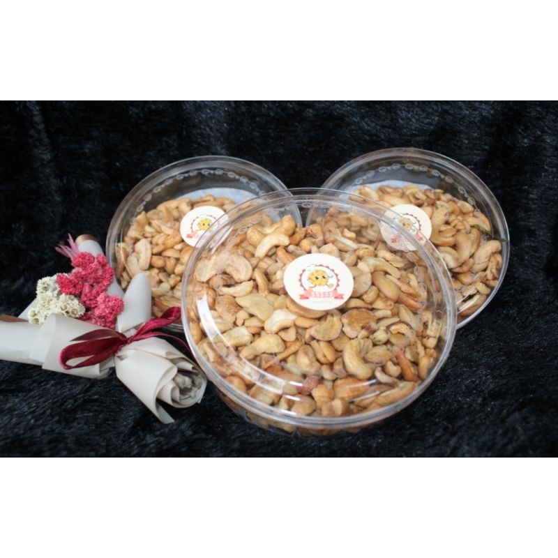 

Mete Wonogiri Patahan Toples Goreng Original Murah