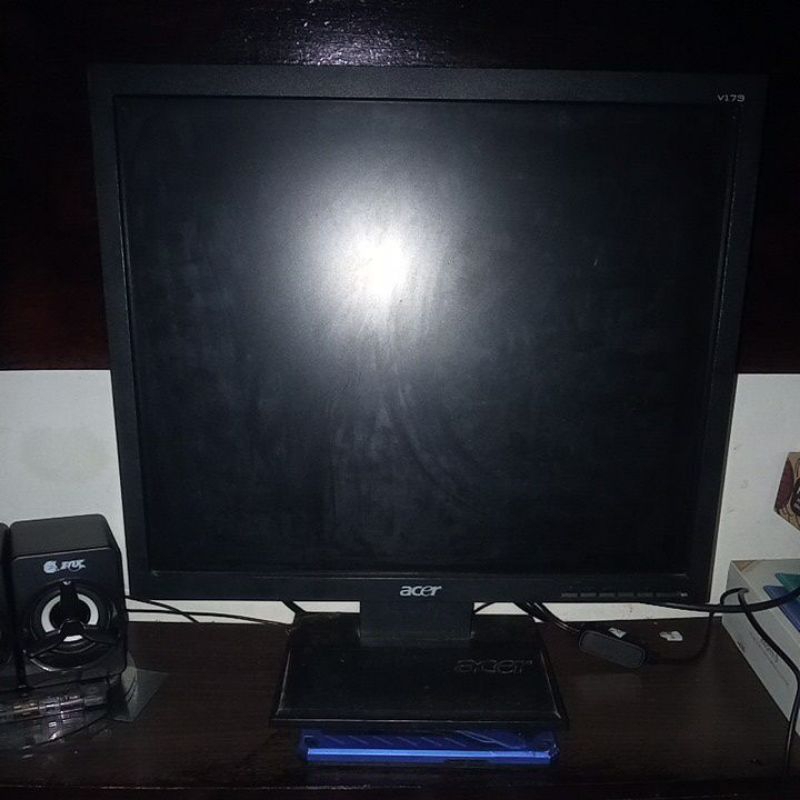 monitor PC Acer kotak
