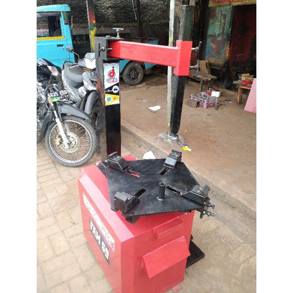 ORIGINAL alat pembuka ban motor mobil tire changer manual / buka ban motor / ban motor