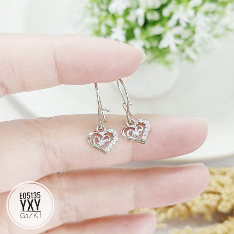 Anting yaxiya love permata zircon silver E05135
