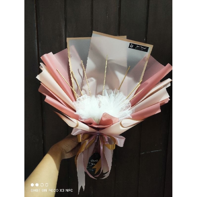 Bouquet Uang/Snack kosongan Pink