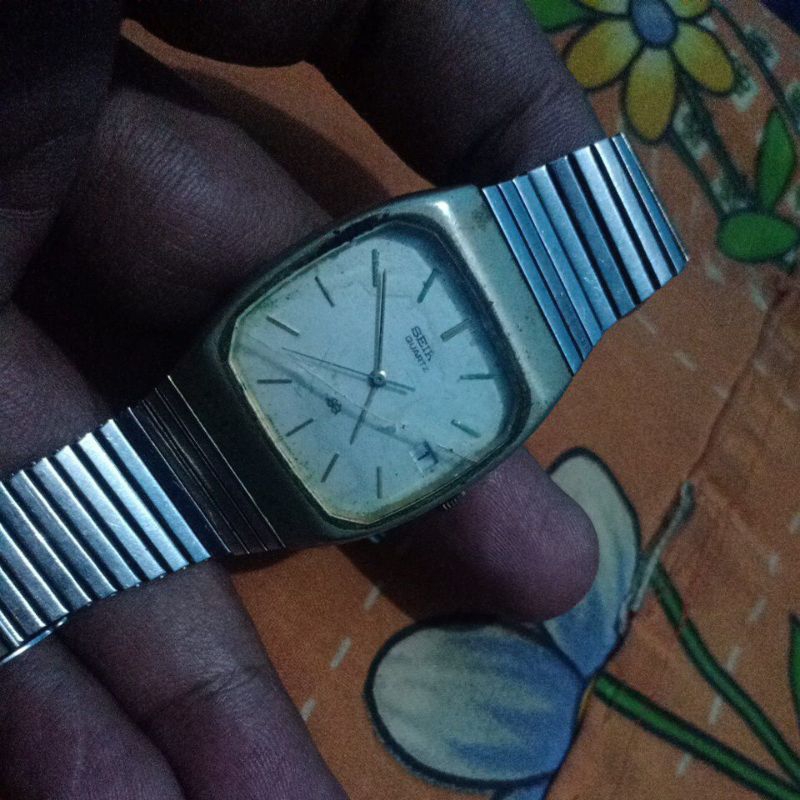 ~bahan seiko quartz vintage