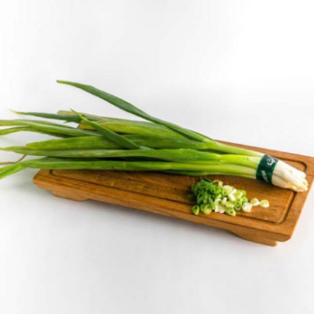 

daun bawang/ bawang pre