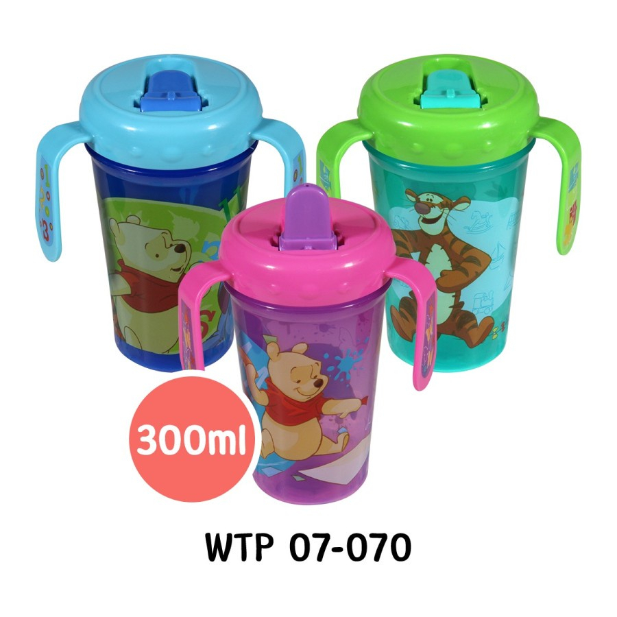 Winnie The Pooh 2 Handle Sip And Seal Cup botol minum spout gagang