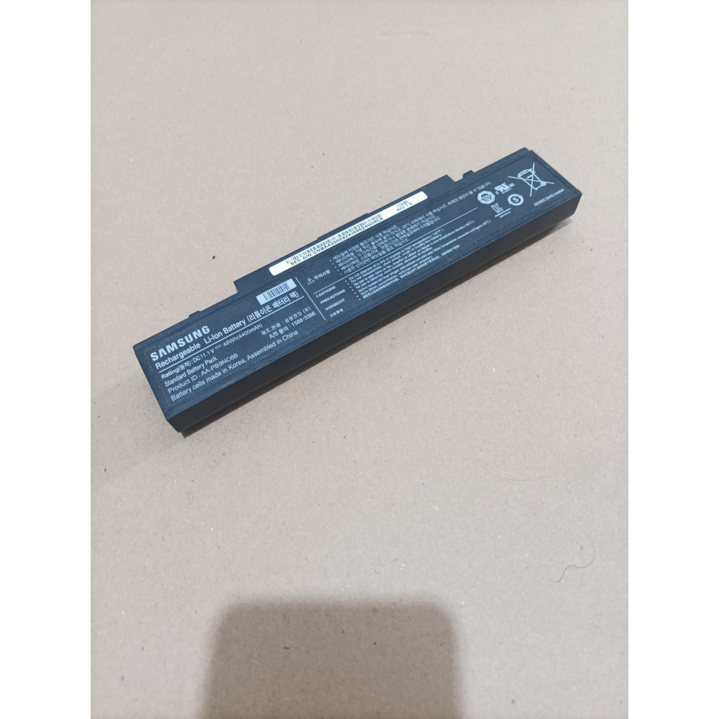 Baterai Laptop SAMSUNG NP300v4z