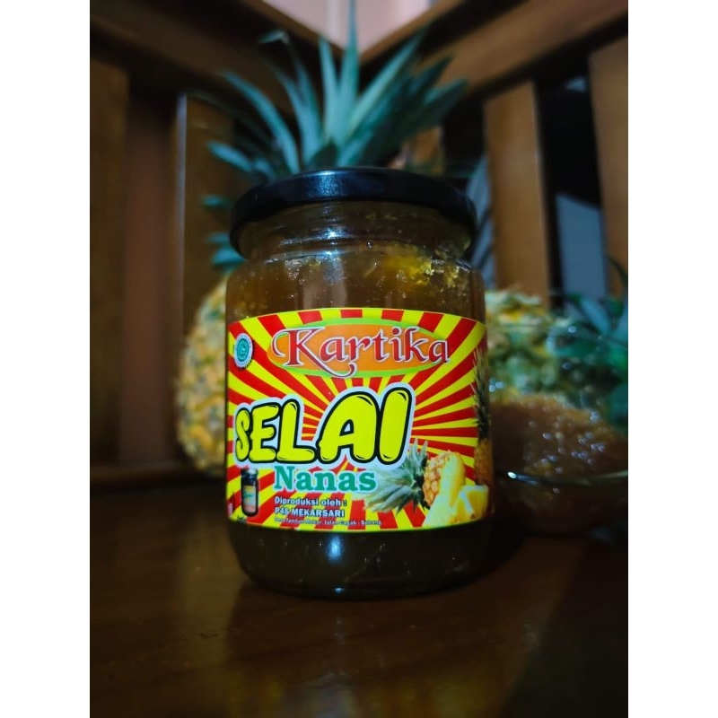 

SELAI NANAS KENTAL MANIS 300 Gr / OLEH OLEH KHAS SUBANG