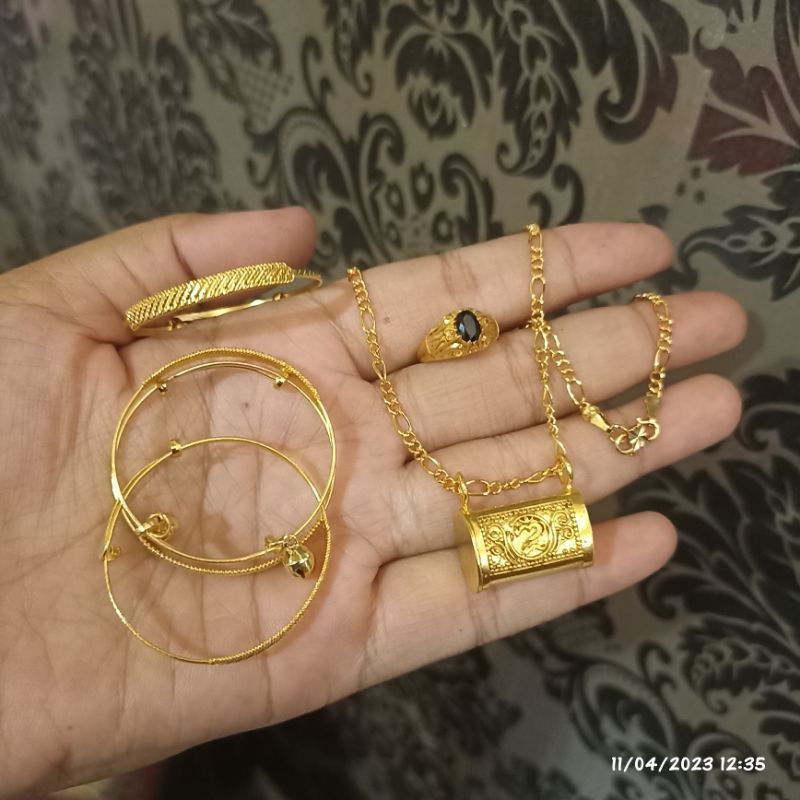 set bayi 3 bulanan bali bahan alpaka lapis emas