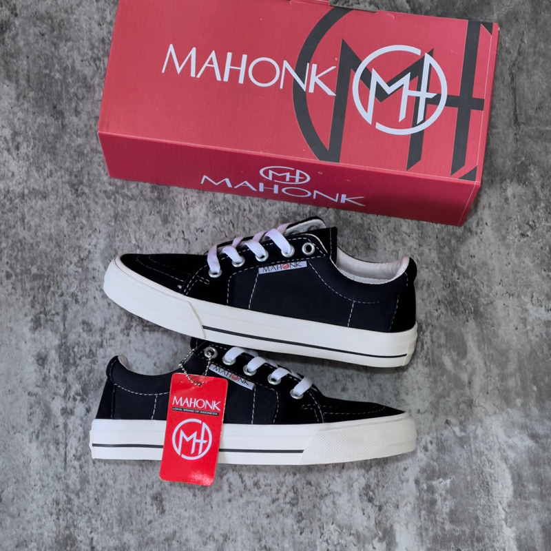 Mahonk Sneakers - Sepatu Snekers Casual Pria Wanita Original Lokal Brand