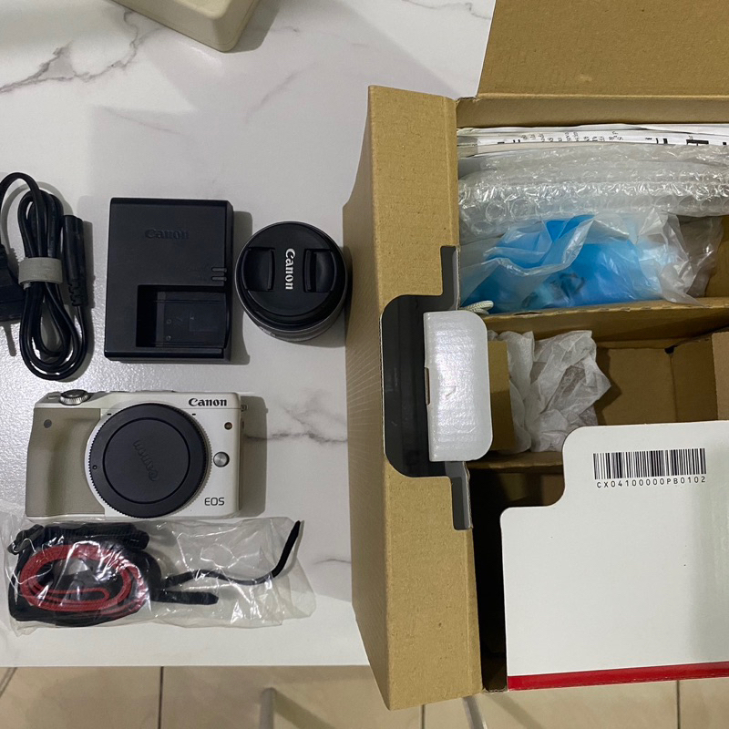 Camera Canon EOS M3 kit 15-45mm, second super mulus