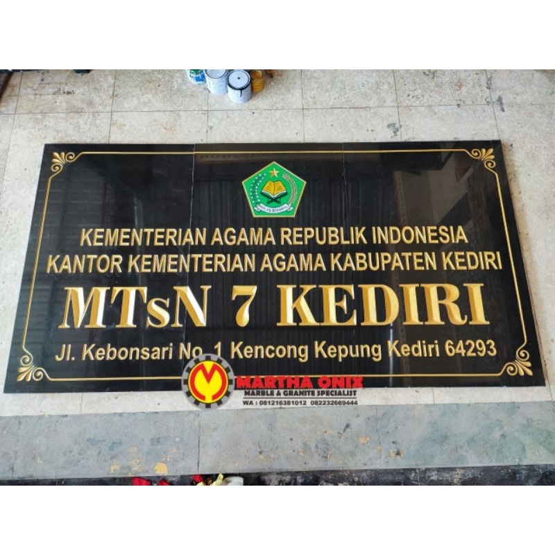 

Ukuran 100x200 cm Papan Nama Instansi Pendidikan Marmer