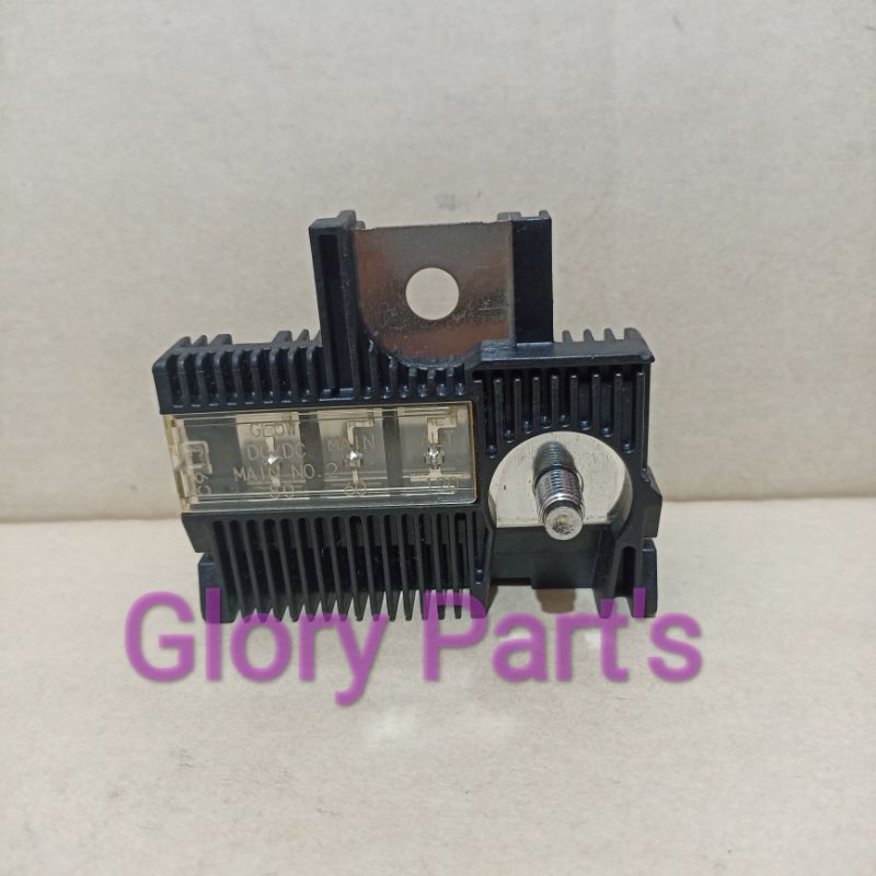 Fuse Sekring Kepala Aki Toyota Sienta Etios 82620-52060 Original