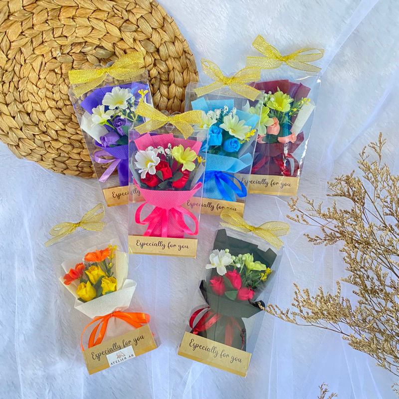 Buket bunga mini box mika