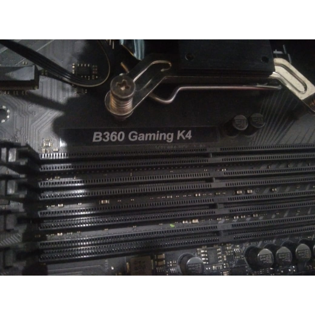 Intel Core i3 8350K + Asrock B360 Gaming K4 + CPU Cooler ID Cooling