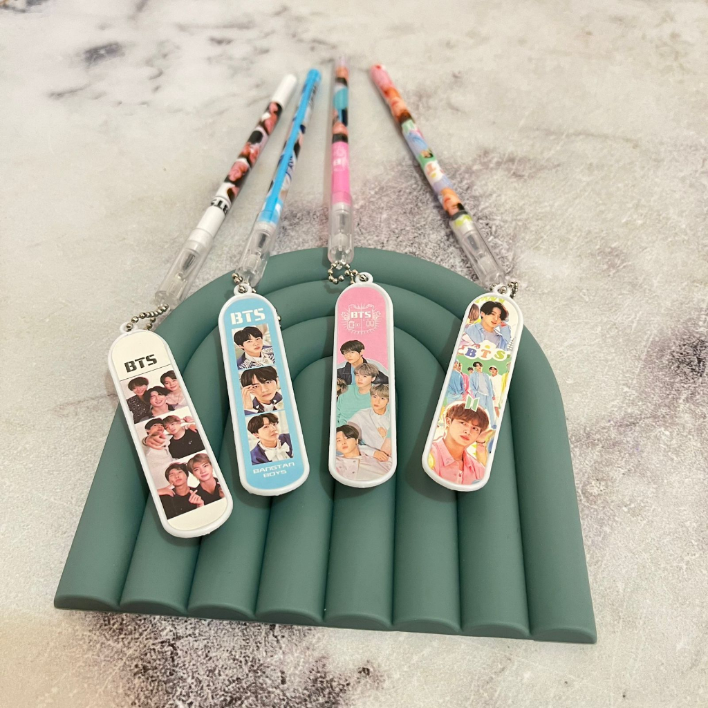 Pen Gantungan Skateboard Motif BTS wajah Harga Murah / Pulpen Gantungan Motif BTS skate board Kualit